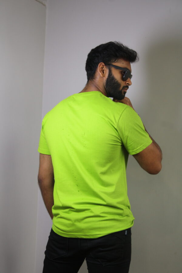 Men's Parrot Green Plain T-Shirt - Image 4