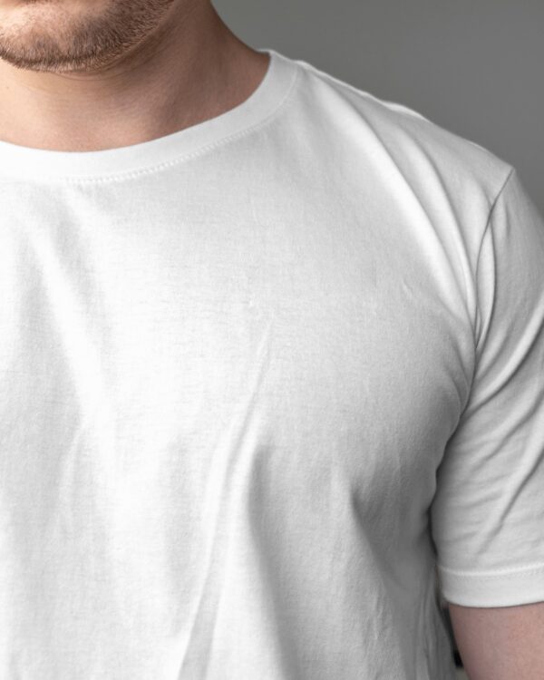 Men's White Plain Oversized T-shirt - Image 3