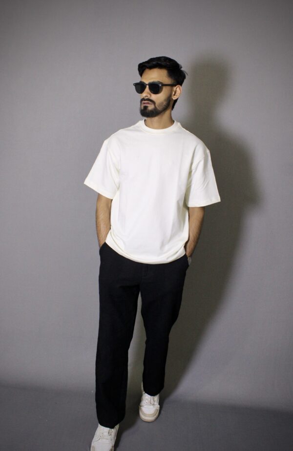 Off White Plain Oversized T-shirt - Image 2