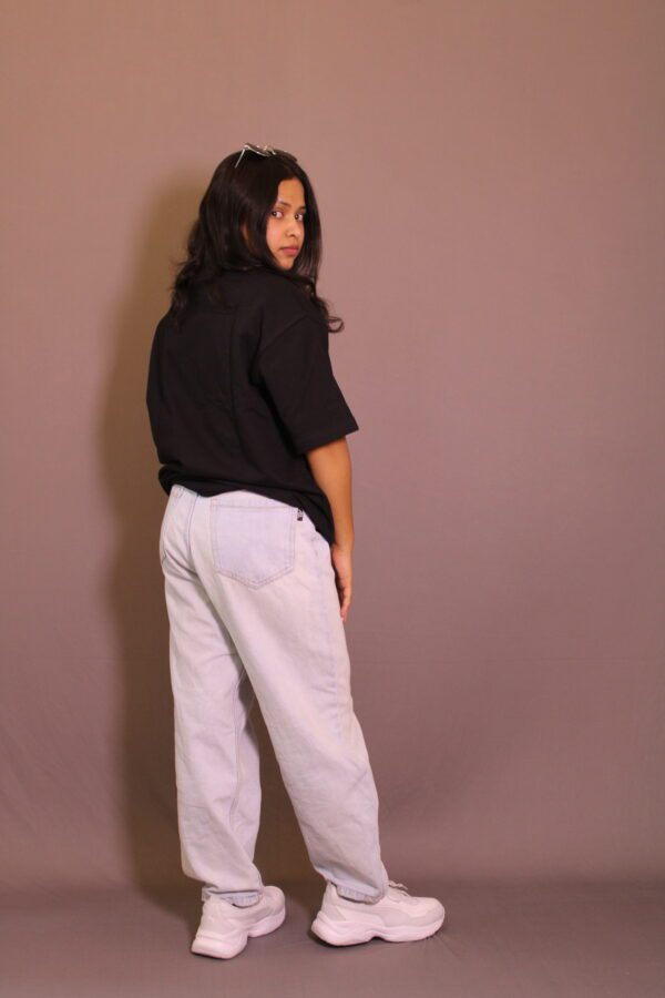 Black Plain Oversized T-shirt - Image 2