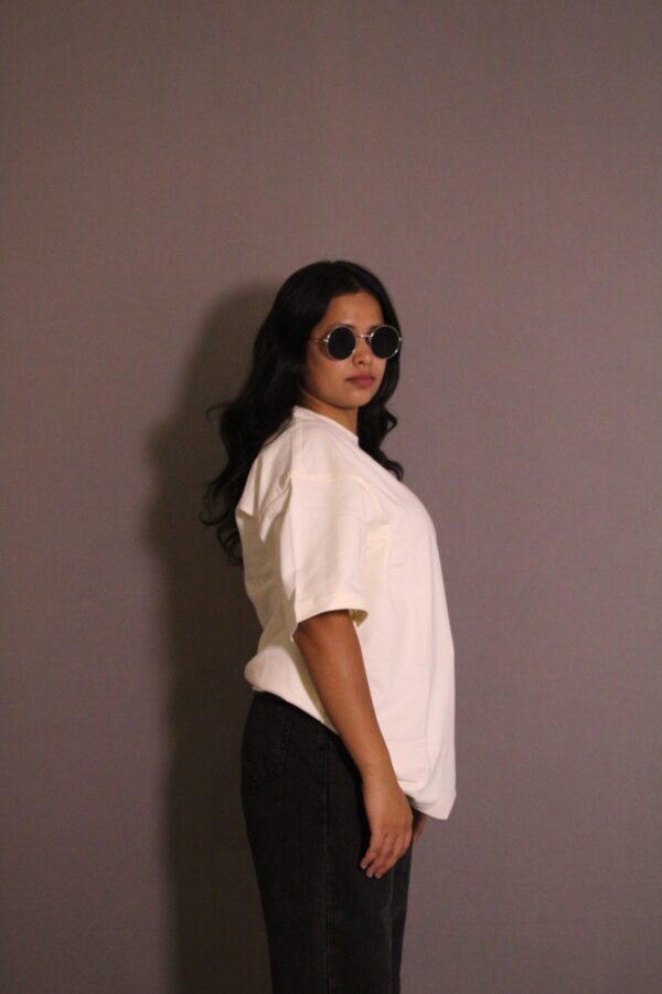 Off White Plain Oversized T-shirt - Image 2