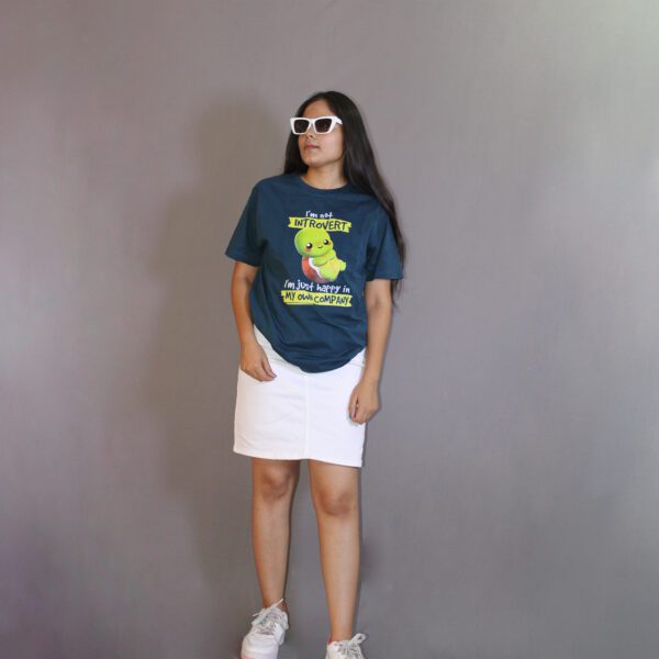 I'm not introvert Graphic T-shirt