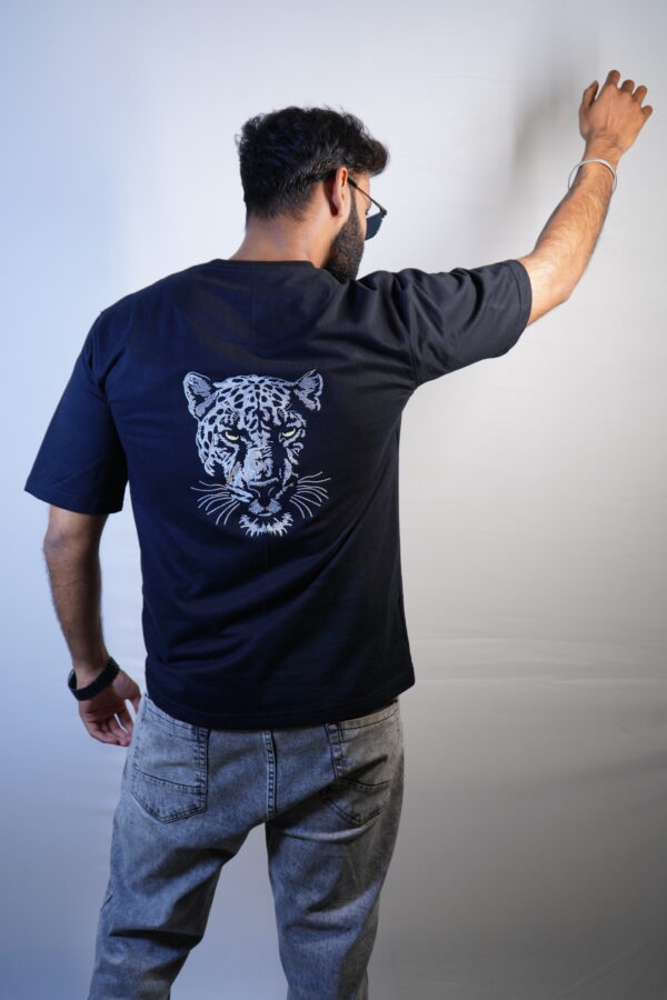 Panther Embroidery T-shirt - Image 4
