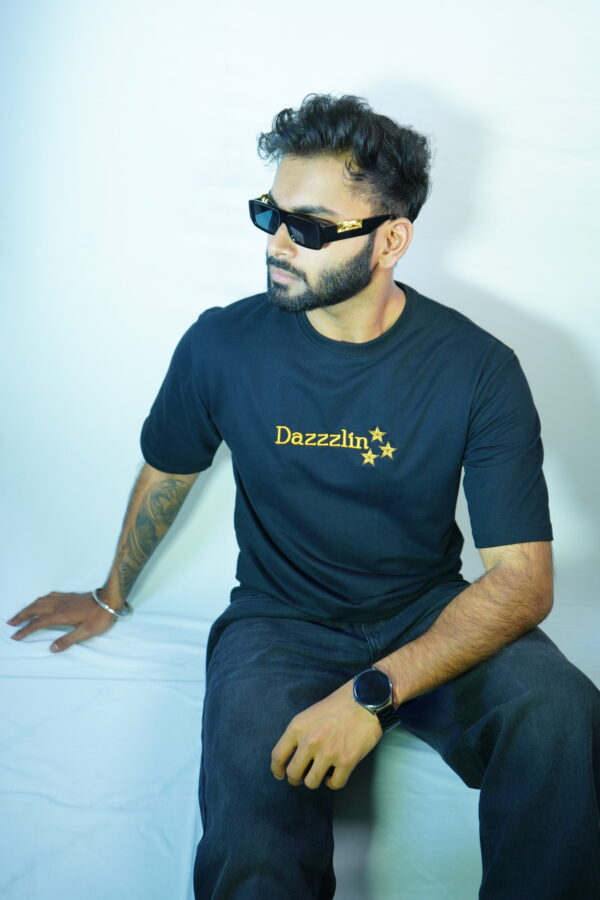 Star Embroidery T-shirt - Image 4