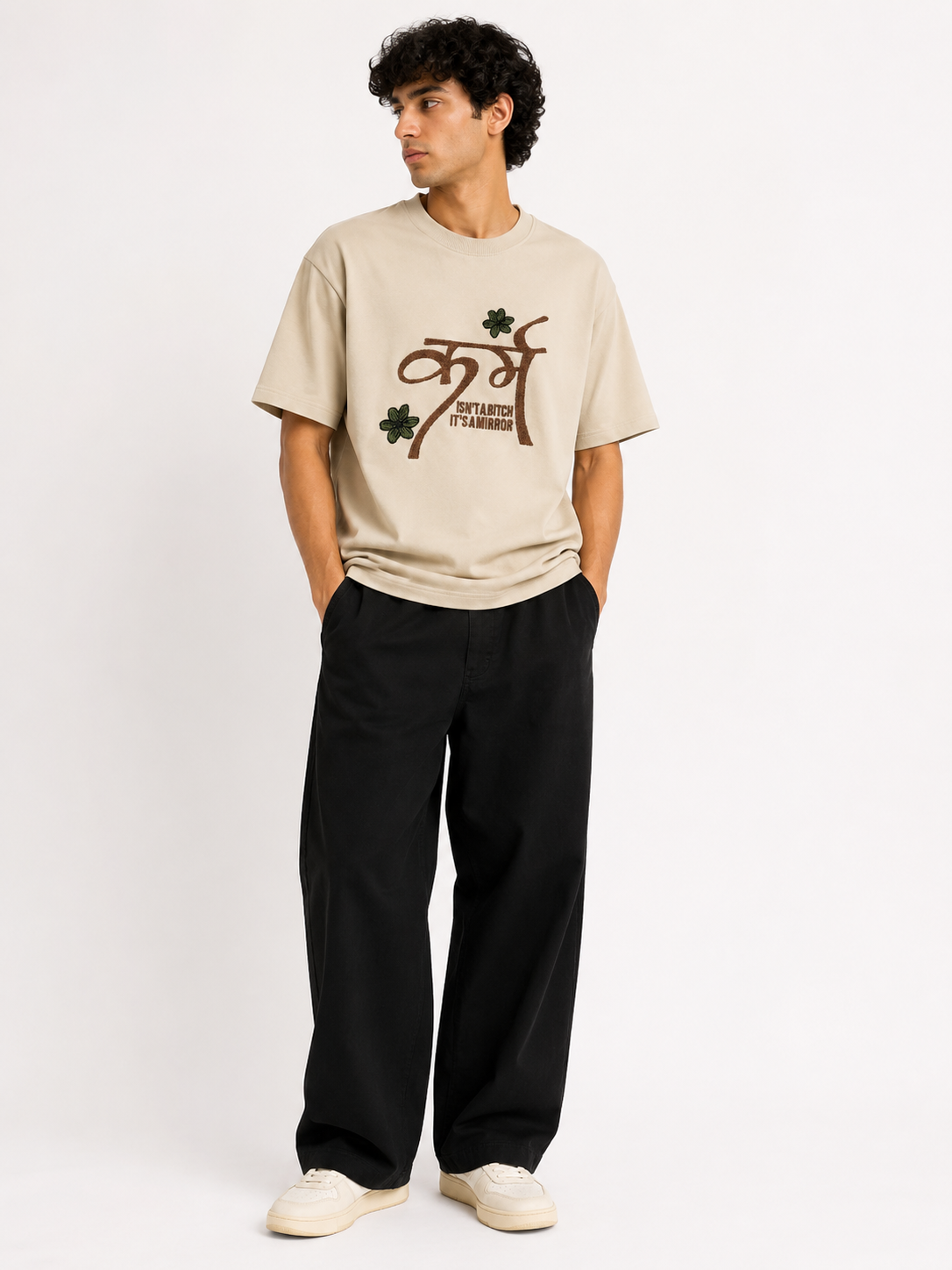 Karm Embroidered T-shirt - Image 4